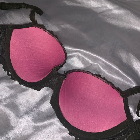 VS PINK Lace Date Push Up Bra - Picture 2 of 5